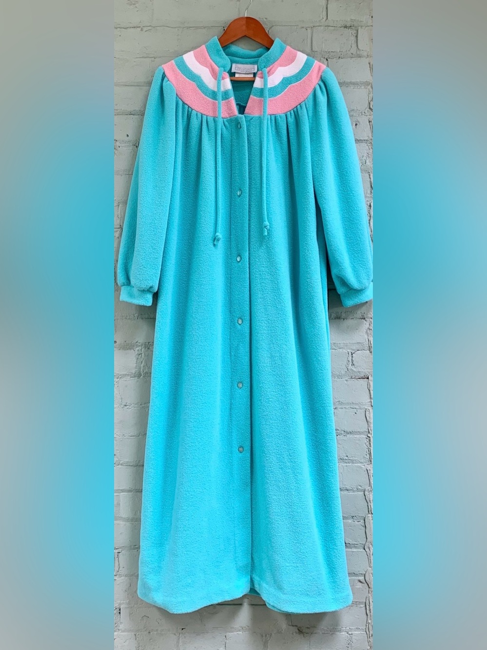 Vintage Fleece Terry Button-Front Robe in Aqua Blue